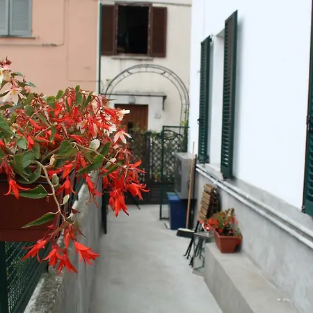 Casa Vacanze Il Gelsomino Como