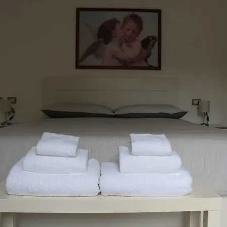 Casa Vacanze Il Gelsomino Como