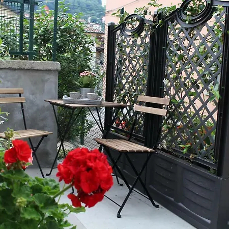 Casa Vacanze Il Gelsomino Tatil Evi Como